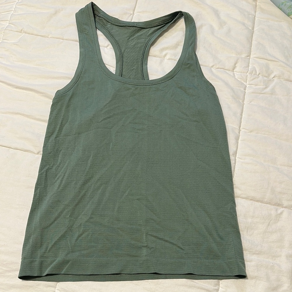 Lululemon swiftly tech tank!
